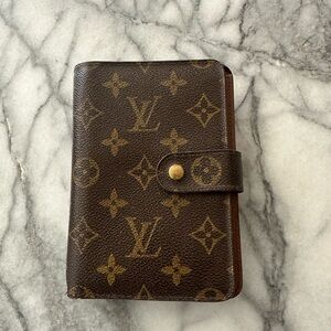 LV travel wallet